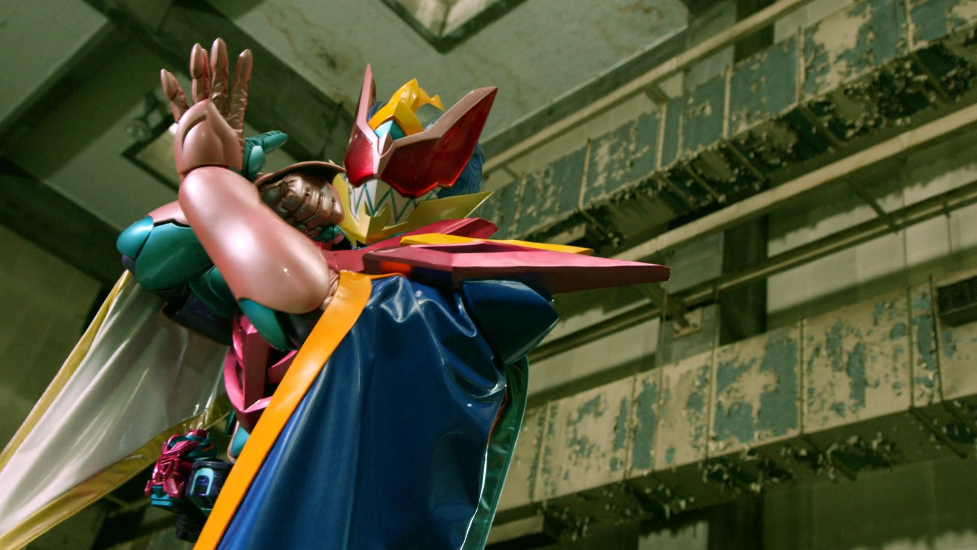 KAMEN RIDER REVICE THE MOVIE 2 IN 1 - BATTLE FAMILIA + REVICE FORWARD - KAMEN RIDER LIVE & EVIL & DEMONS 1